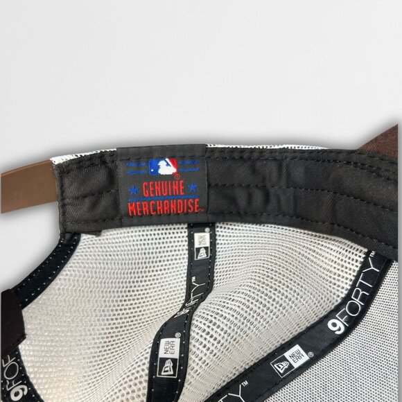 San Diego Padres New Era Stripe Trucker 9Forty Snapback Hat Brown/Yellow - Picture 6 of 7